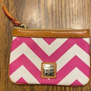 Dooney & Bourke Chevron Coin Pouch EUC